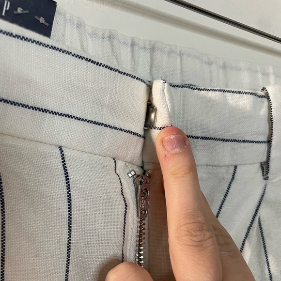 NWT GAP|| High Rise Linen-Cotton Trousers, Pleated Striped Pants Size 10 - Picture 10 of 12